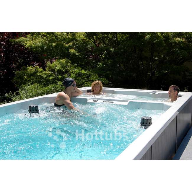 19` Dual Temperature Spa