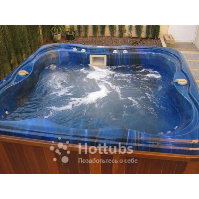 Jacuzzi Oxia