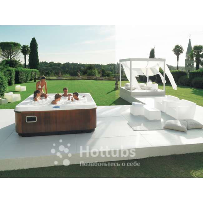 Jacuzzi Profile Jacuzzi Profile
